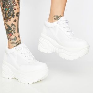 NEW YRU White Matrixx Platform Sneakers